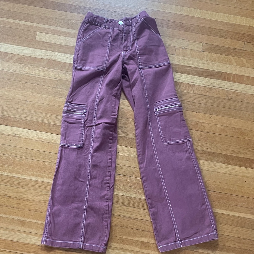 Wide Leg Cargo Pants in a Purple/red-ish color